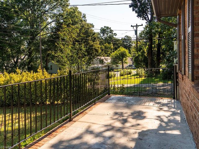 933 Graham Street, Burlington, NC 27217
