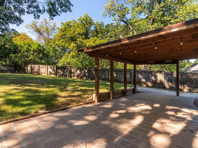 933 Graham Street, Burlington, NC 27217