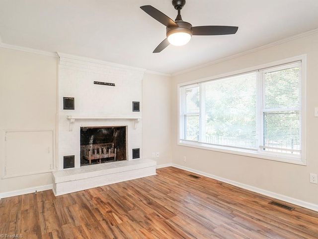933 Graham Street, Burlington, NC 27217