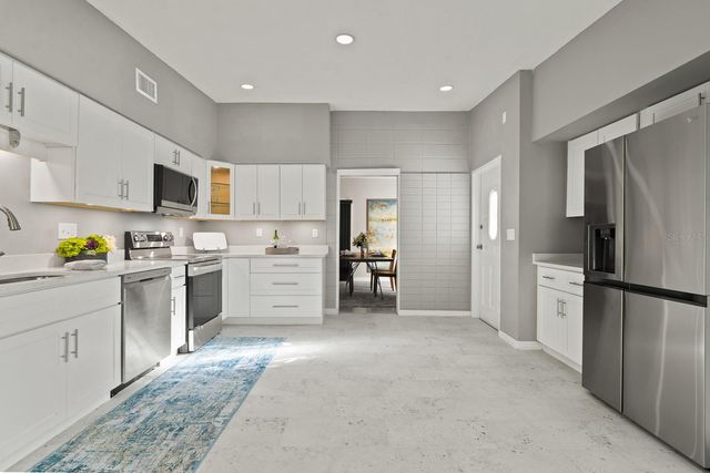 510 E ROBLES STREET, Tampa, FL 33602