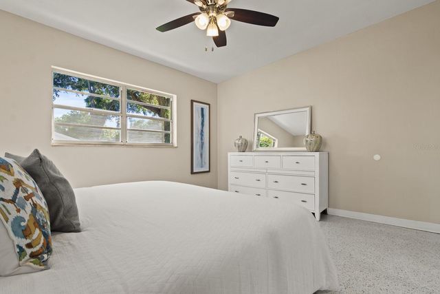 510 E ROBLES STREET, Tampa, FL 33602