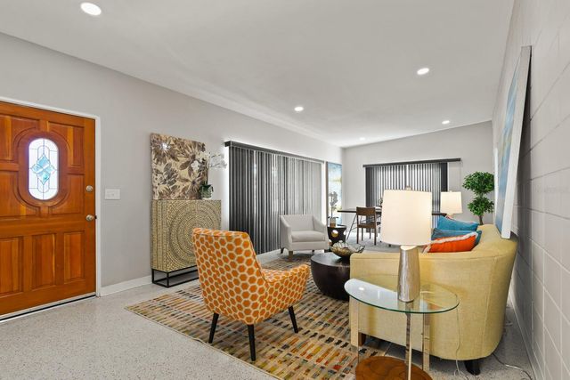 510 E ROBLES STREET, Tampa, FL 33602