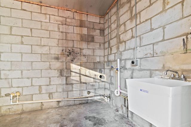 510 E ROBLES STREET, Tampa, FL 33602