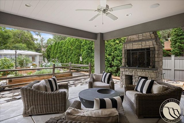 1833 Iris Lane, Billings, MT 59102