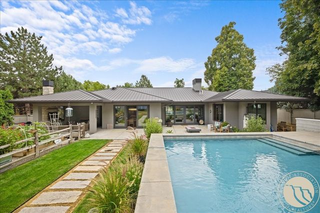 1833 Iris Lane, Billings, MT 59102