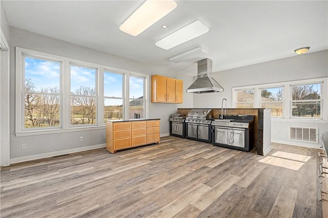 6272 Wells Circle, Springdale, AR 72762