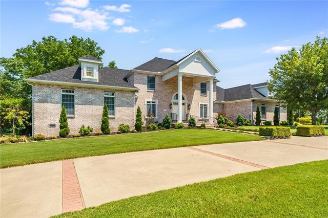 6272 Wells Circle, Springdale, AR 72762