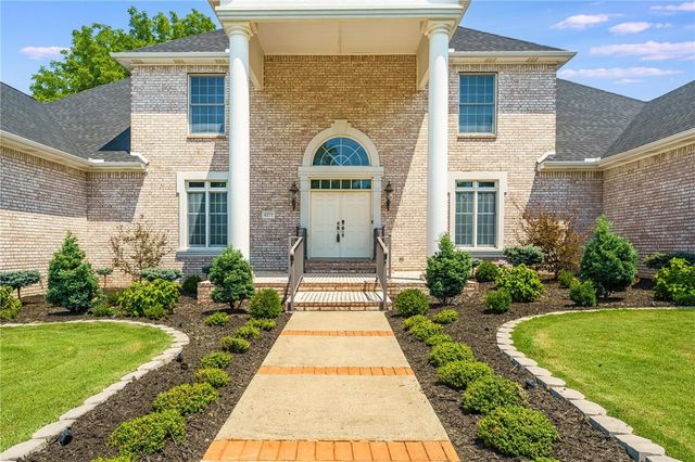 6272 Wells Circle, Springdale, AR 72762