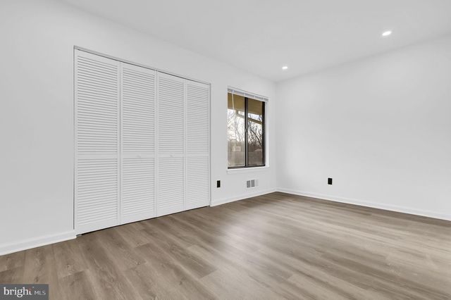 10607 WAYRIDGE DR, Montgomery Village, MD 20886