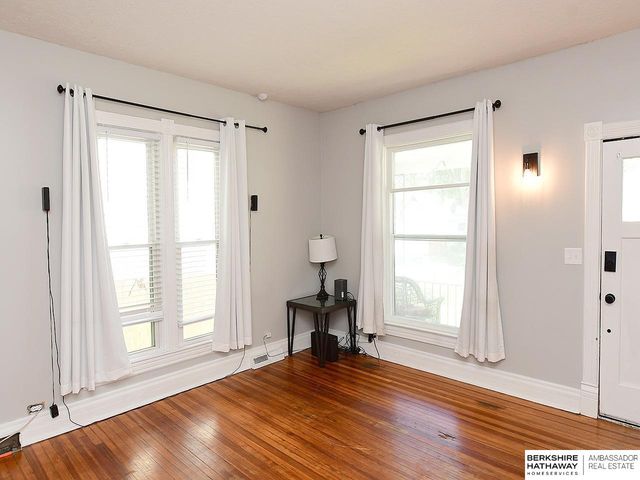1625 S 24th Street, Lincoln, NE 68502