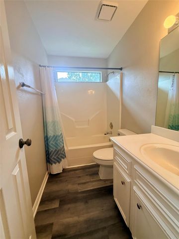 1719 Cantrell Boulevard, Conroe, TX 77301