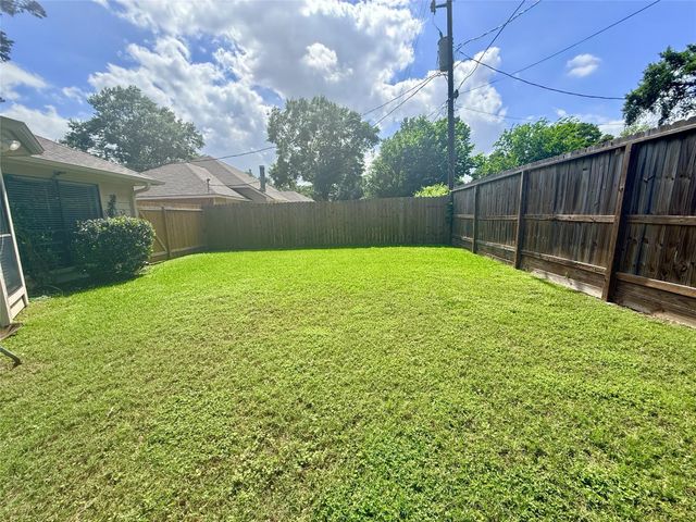 1719 Cantrell Boulevard, Conroe, TX 77301