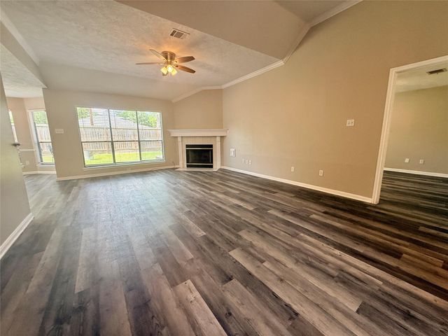 1719 Cantrell Boulevard, Conroe, TX 77301