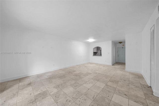 8650 SW 67th Ave 1010, Pinecrest, FL 33156
