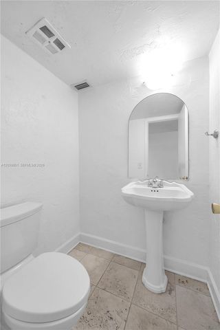 8650 SW 67th Ave 1010, Pinecrest, FL 33156