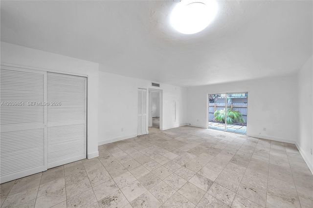 8650 SW 67th Ave 1010, Pinecrest, FL 33156