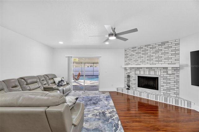 4016 ORANGEFIELD PLACE, Valrico, FL 33596