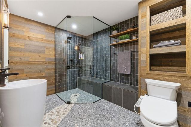 574 EAST NE Avenue, Atlanta, GA 30312