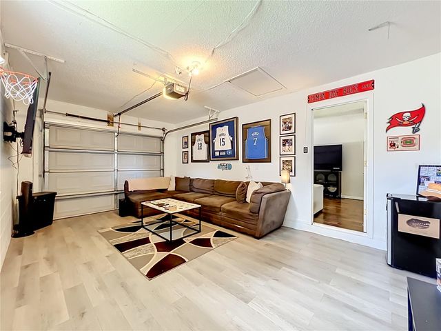 421 E BAY AVENUE, Longwood, FL 32750