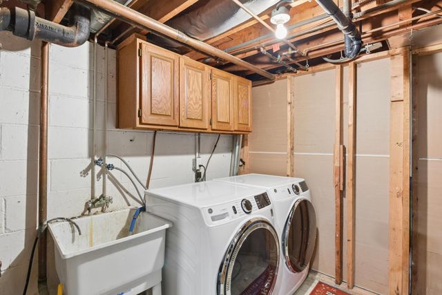 8122 Homestead Avenue S, Cottage Grove, MN 55016