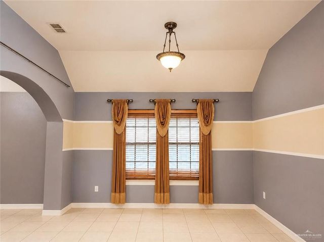 2903 N 44th Lane, Mcallen, TX 78501