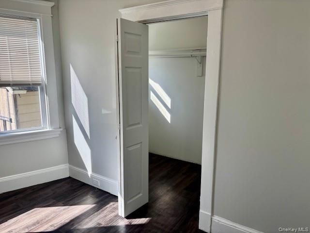 7 Park Avenue, Babylon, NY 11702