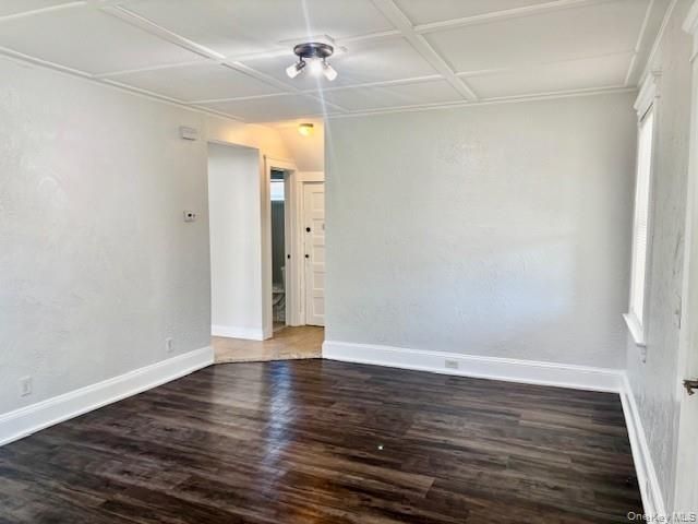 7 Park Avenue, Babylon, NY 11702