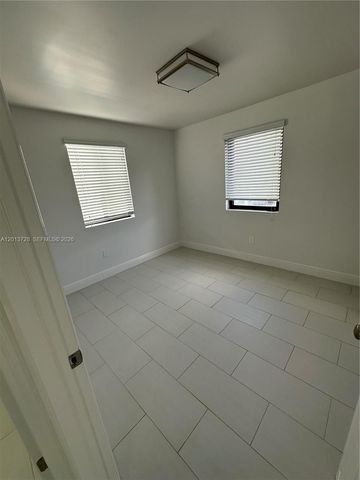 536 SW 7th St 6, Miami, FL 33130