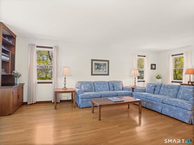 5279 Madison Avenue, Trumbull, CT 06611