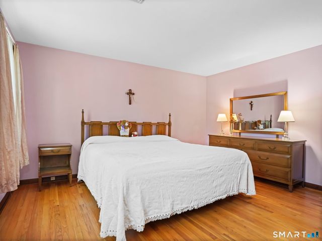 5279 Madison Avenue, Trumbull, CT 06611