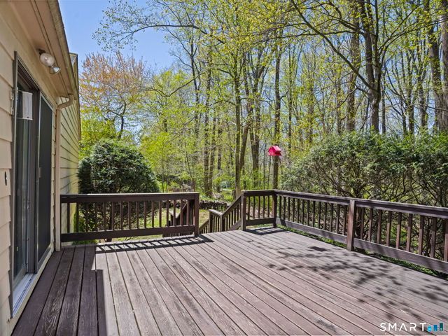 5279 Madison Avenue, Trumbull, CT 06611