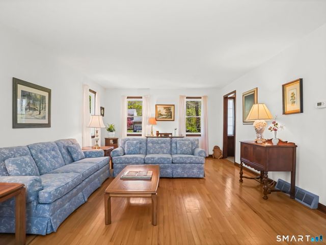 5279 Madison Avenue, Trumbull, CT 06611