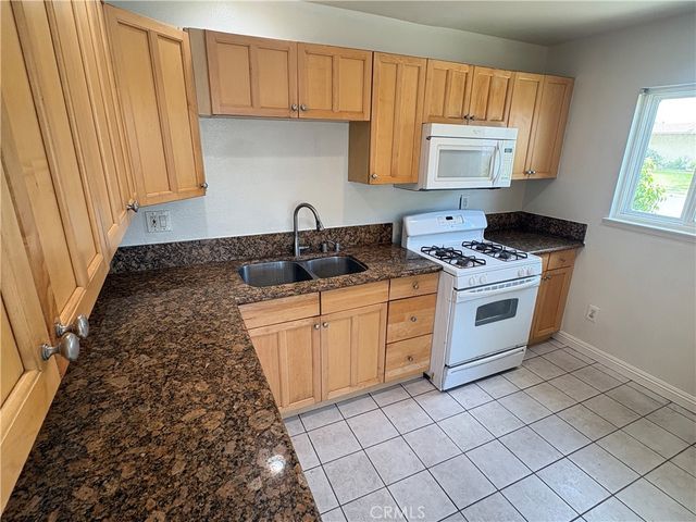16681 Lucia Lane, Huntington Beach, CA 92647