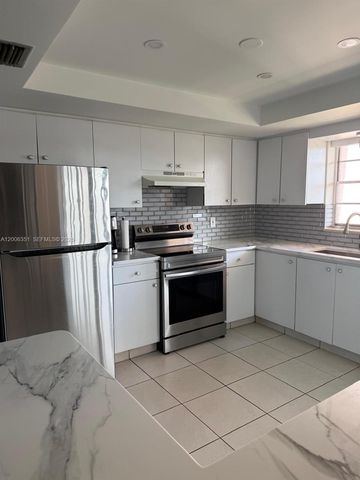 200 NE 12th Ave 7E, Hallandale Beach, FL 33009