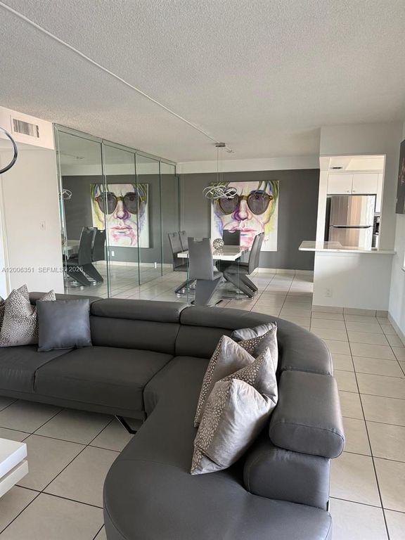 200 NE 12th Ave 7E, Hallandale Beach, FL 33009