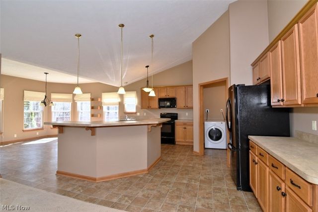 8337 Burlington Drive, North Ridgeville, OH 44039