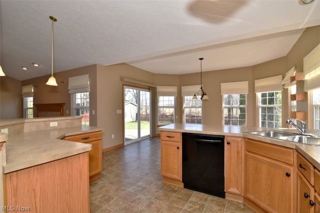 8337 Burlington Drive, North Ridgeville, OH 44039