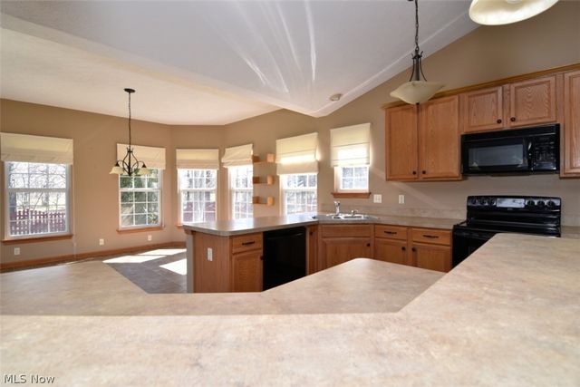 8337 Burlington Drive, North Ridgeville, OH 44039