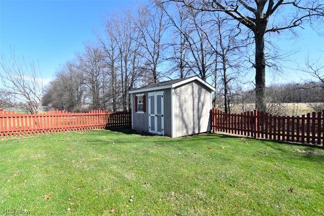 8337 Burlington Drive, North Ridgeville, OH 44039