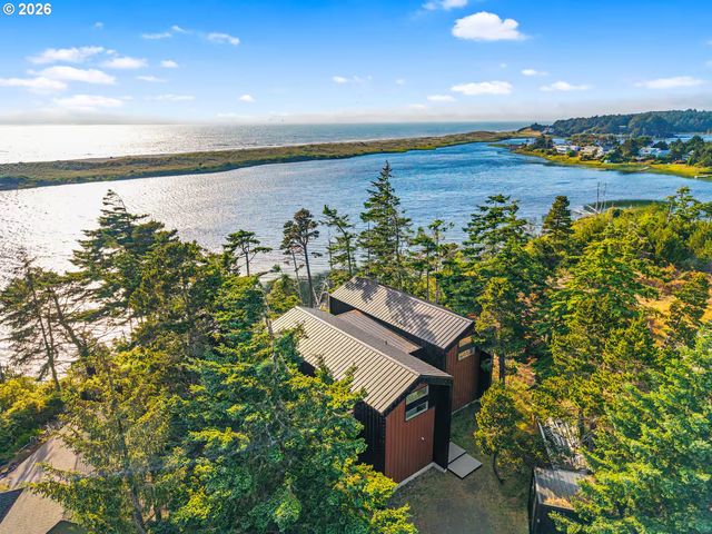1170 Thirteenth, Port Orford, OR 97465