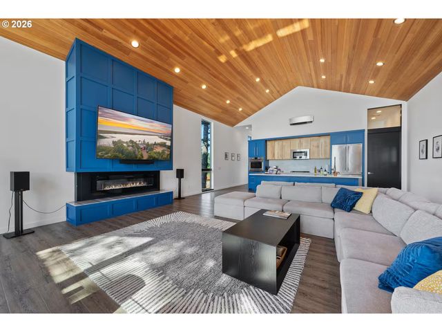 1170 Thirteenth, Port Orford, OR 97465