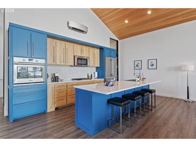 1170 Thirteenth, Port Orford, OR 97465