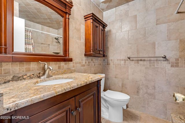 21 Camrose Street, Toms River, NJ 08757