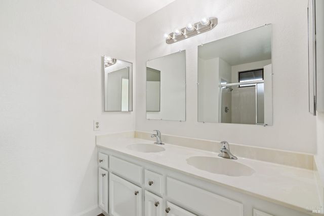 902 Bolton Cir, Benicia, CA 94510