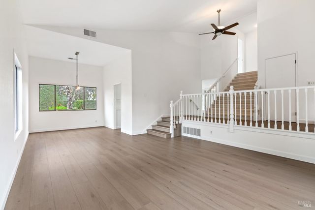 902 Bolton Cir, Benicia, CA 94510