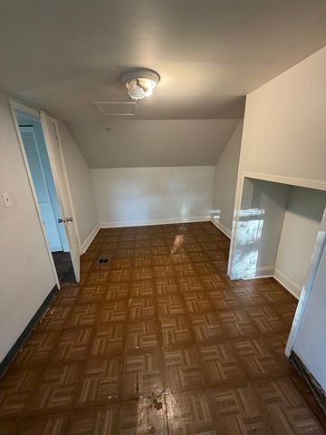 12800 S Parnell Avenue, Chicago, IL 60628
