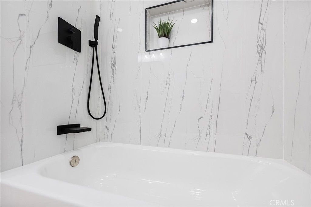 Image 20 of property listing at 945 N Summer, Anaheim, CA 92805