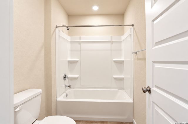 3347 Rancho Grande, San Antonio, TX 78224