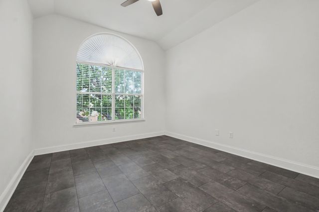 5645 Norris Drive, The Colony, TX 75056