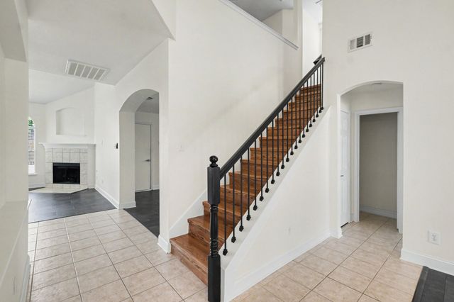 5645 Norris Drive, The Colony, TX 75056